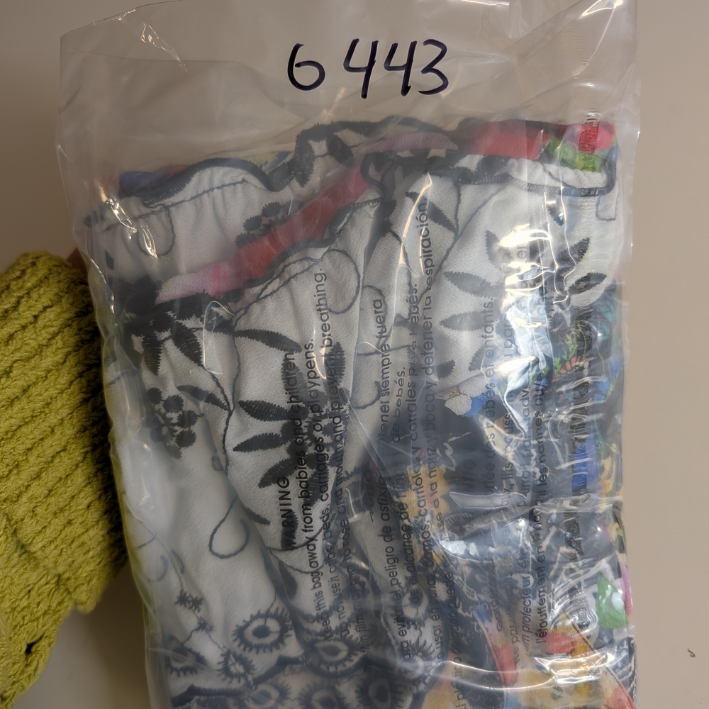 John Mark Patchwork Floral Boho Blouse - image 11